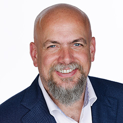 Sven O hEireamhoin, Consultant Orthopaedic Surgeon at Mater Private Network in Dublin.